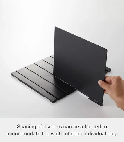 Vista 5 de YAMAZAKI Inicio Smart Monedero OrganizadorDivisor de Bolsa Para Estante de Armario - Plástico Abs