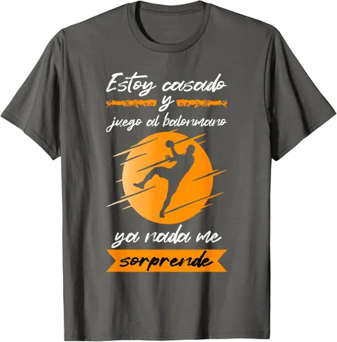 Vista 10 de Mens Handball I'm Married And Handball Game T-Shirt