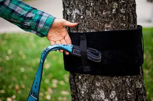 Vista 4 de Protectores de Árboles por ZenMonkey Slacklines, Perfectos para Slacklines, Ninjalines, Tirolesas, Columpios de Árbol, con Correas Guía