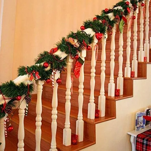 Vista 4 de Guirnalda de pino artificial con alambre verde de Navidad de 15 pies de longitud