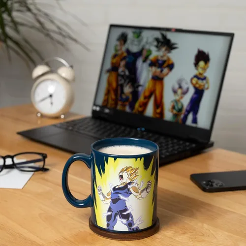 Vista 4 de Fundom Super Saiyan Vegeta Saiyan Pride - Taza de café de cerámica de 16 onzas