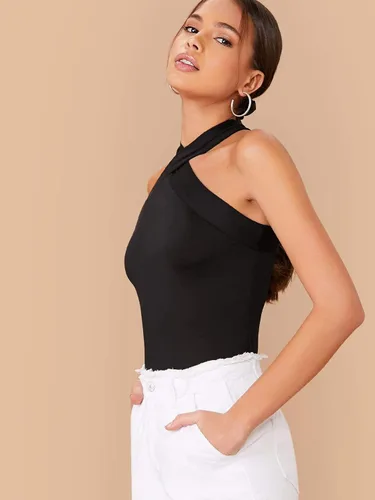 Vista 3 de Floerns Camiseta sin mangas con cuello halter cruzado para mujer Un negro