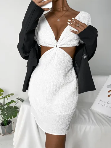 Vista 5 de Verdusa Vestido corto de manga corta con cuello en V profundo y corte lateral para mujer