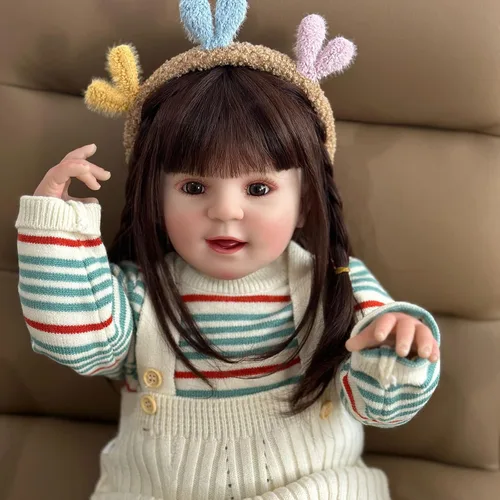 Vista 4 de YIHANGG Realistics Reborn Baby Doll 23.6 in 24 pulgadas Muñeca pequeña con cuerpo de tela de silicona suave para niña, princesa Bebe regalo