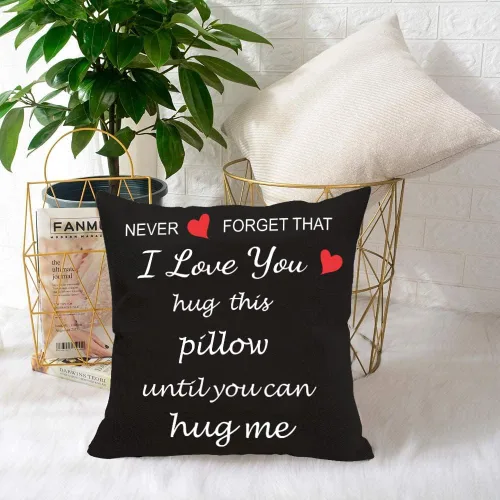 Vista 3 de Funda de almohada decorativa Anrkets con impresión a dos caras para amantes "Abraza esta almohada hasta que puedas abrazarme", de lino y algodón