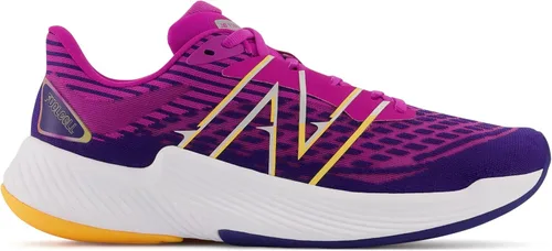 Vista 2 de New Balance Tenis de correr FuelCell Prism V2 para mujer