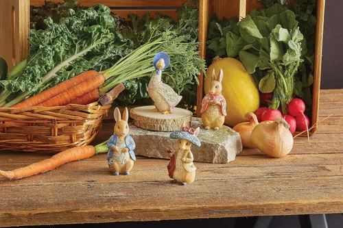 Vista 4 de Enesco Beatrix Potter por Jim Shore Benjamin Bunny - Figura miniatura de 3.66 pulgadas, multicolor