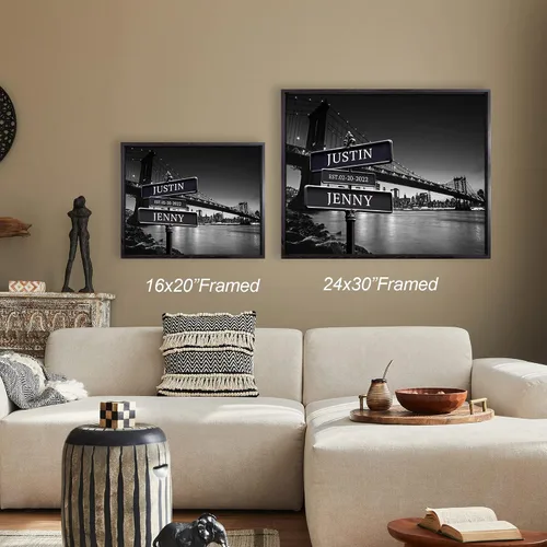 Vista 4 de CP CANVASPATH Letrero de calle con el nombre de la pareja y la fecha, impresiones personalizadas en lienzo del puente de Manhattan por la noche