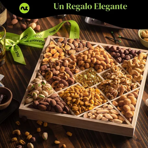 Vista 4 de NUT CRAVINGS - Cesta de regalo de nueces mixtas en bandeja de madera de diamante reutilizable + cinta verde (12 surtidos) golosinas para adultos