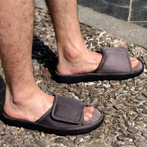 Vista 2 de Cómodas pantuflas de espuma viscoelástica para hombre, transpirables, microgamuza