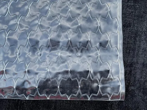 Vista 6 de Home Must Haves Protector de piso acanalado de PVC de lujo de plástico transparente para alfombra (27 pulgadas de ancho)