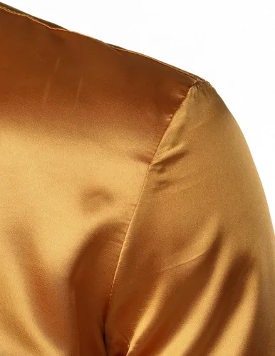 Vista 4 de ZEROYAA Camisas de vestir con botones de satén de seda brillante de lujo para hombre