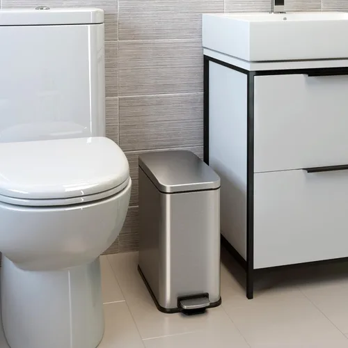 Vista 2 de iTouchless - Cubo de basura de 3 galones para baño con tapa y desodorante Plata cepillada