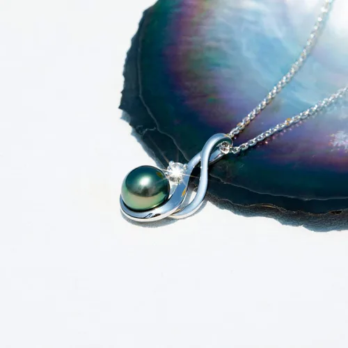 Vista 3 de Collar de perlas negras de Tahití, perlas negras de Tahití seleccionadas a mano de calidad AAAA de 0.354-0.433 in, moissanita de color D, plata