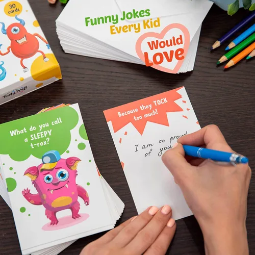 Vista 6 de Monster Jokes - Tarjetas para niños con sobres, 30 tarjetas postales divertidas de doble cara de 6 x 4 con sobres