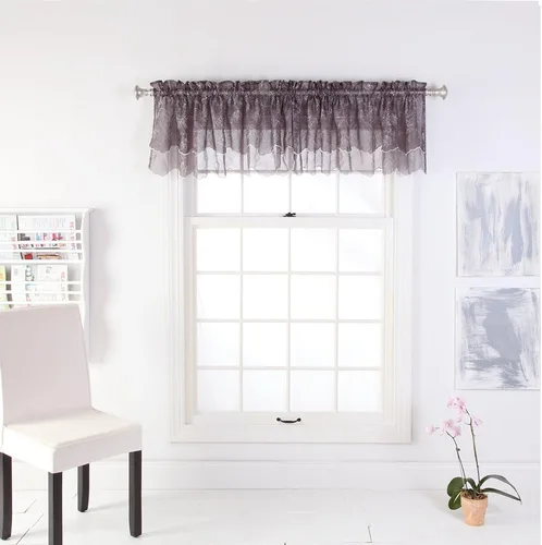 Vista 2 de Renaissance Home Fashion Stylemaster Reese - Cenefa festoneada transparente bordada en capas, 55 x 17 pulgadas, color moca