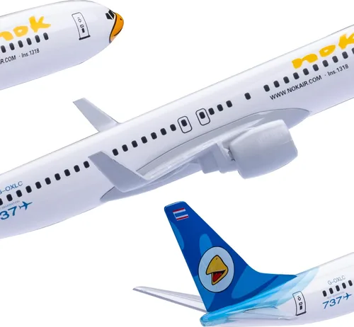 Vista 4 de Modelo a escala 1:400 737 Modelo de avión de metal fundido a troquel para regalo (Whitebird)