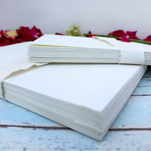 Vista 4 de Deckle Papers Tarjeta de invitación gruesa de 10.58 oz/m², hecha de papel de algodón hecho a mano, paquete de 20 y 50 trapos ecológicos, tarjetas