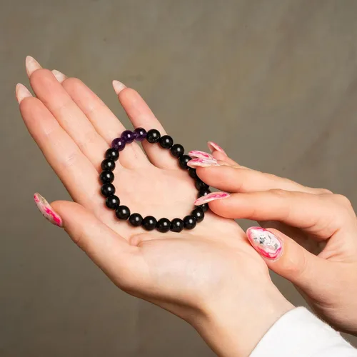 Vista 6 de Karelian Heritage Pulsera de piedras de shungita elástica Joyería de cristal de shungita auténtica Pulsera protectora de piedra defensora potente