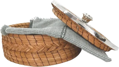 Vista 2 de Auténtica cesta calentadora de tortillas mexicanas - Aguja de pino tejida a mano con tela tejida a mano (borde de metal de 7 pulgadas con tela)
