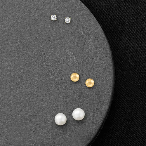 Vista 3 de RS Pure by Ross-Simons Aretes de diamantes de 0,10 qt. t. en oro de 14 kt, Diamante, Diamante