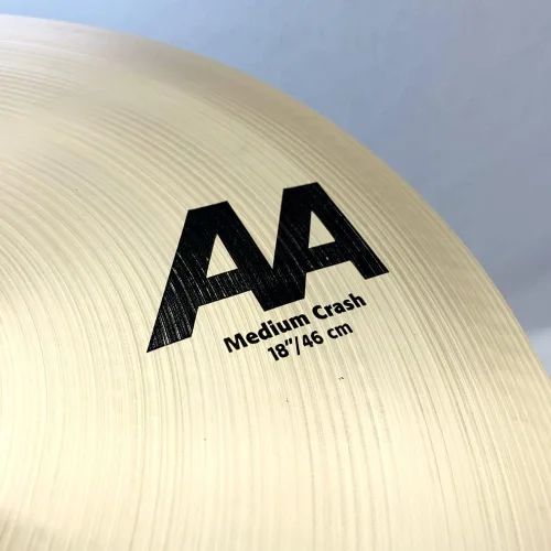 Vista 5 de SABIAN 18" AA Medium Crash
