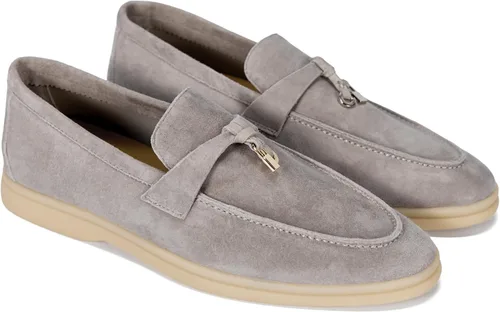 Vista 9 de Mocasines de piel de ante de diseño prémium con dijes de verano para mujer Negro