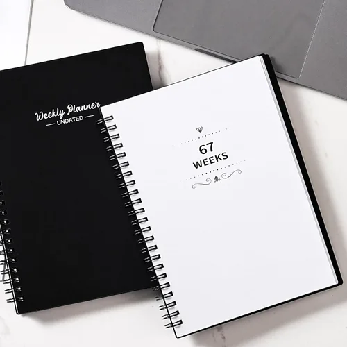 Vista 2 de Weekly Planner - Undated Planner for Whole Year, 67 Weeks, 5.7'' x 8.2