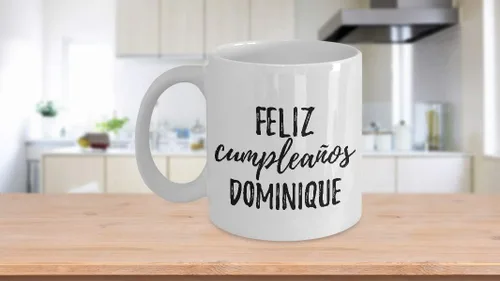 Vista 3 de Feliz Cumpleanos Dominique - Taza de café con nombre personalizado, 11 onzas