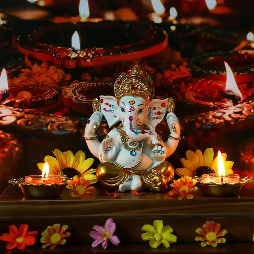 Vista 3 de alikiki Estatua de ídolo hindú de Dios Ganesha – 5.6 pulgadas de alto, tono dorado, dios indio Señor Ganpati Murti para decoración de Diwali Pooja