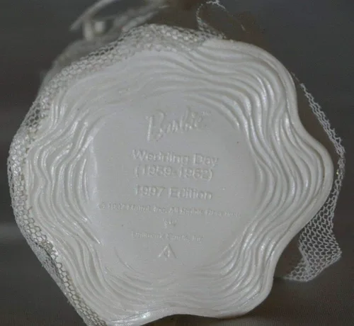 Vista 6 de QXI6812 Hallmark - Adorno de recuerdo de 1997 para boda, día 4