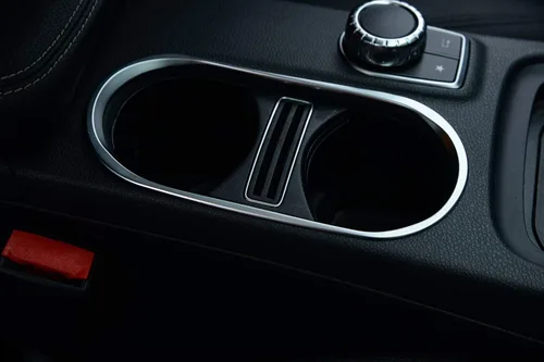 Vista 3 de YIWANG Cubierta cromada ABS para portavasos de Mercedes Benz CLA 200 260 2014-2017, GLA 2014-2017, Clase A W176, A180 2013-2017 Accesorios de coche