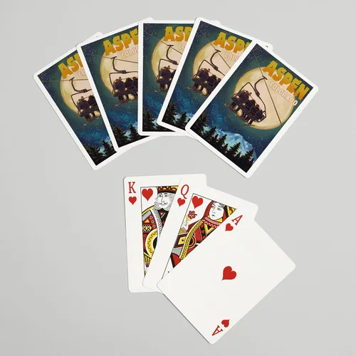 Vista 7 de Lantern Press Aspen, Colorado, Remonte de esquí y luna llena (52 cartas de juego, baraja de cartas de tamaño póquer con comodines)