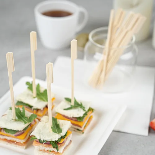 Vista 10 de Restaurantware Pinchos de bambú de 5.9 pulgadas, 100 púas de bambú desechables resistentes – Cabeza de paleta resistente de bambú para aperitivos