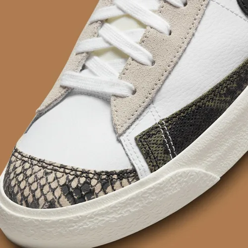 Vista 6 de Nike mens Blazer Mid 77