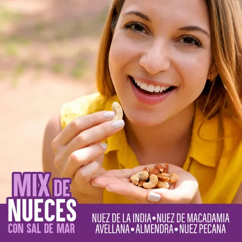 Vista 2 de Member's Mark Deluxe - Mezcla de frutos secos tostados con sal marina (34 onzas)