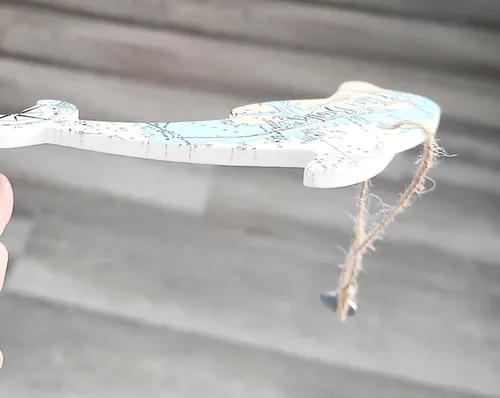 Vista 7 de Ornament Destin, FL Sailboat Map Ornament 4” Wood Hanging Map Ornament with Artwork & Charm Perfect for Wine Bottles, Gift Bags, or Christmas