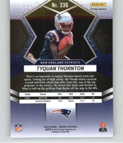 Vista 2 de 2022 Panini Mosaic Mosaic Reactive Orange #336 Tyquan Thornton RC Rookie New England Patriots NFL Football Trading Card