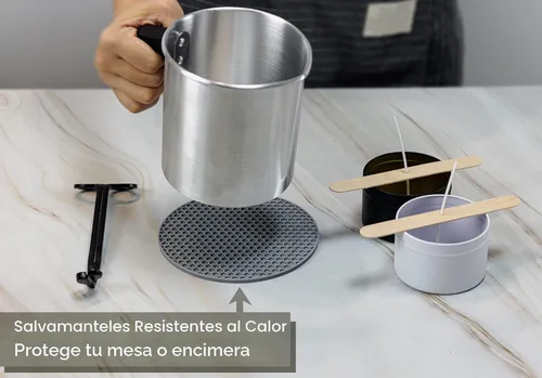 Vista 3 de Aroparc Olla para hacer velas, 1200ml / 40 oz, olla de cera de doble caldera de 2 libras, jarra de vertido para hacer velas con cuchara, dispositivo