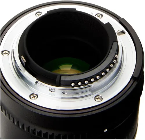 Vista 4 de Nikon Lente teleconvertidora Auto Focus-S FX TC-20E III con enfoque automático para cámaras DSLR Nikon