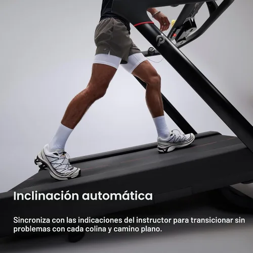 Vista 4 de Peloton Cross Training Tread, Treadmill for Running, Walking, and Hiking with Manual or Auto-Incline Options and Immersive 24” HD Touchscreen