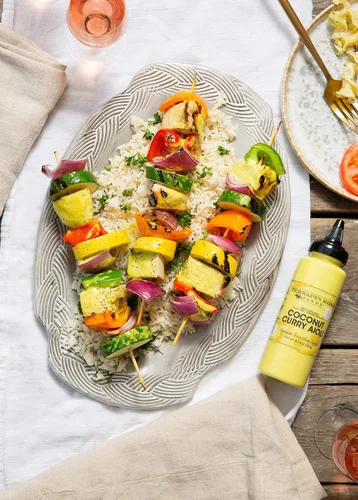 Vista 3 de Terrapin Ridge Farms - Salsa de guarnición de alioli de coco y curry - Una botella exprimible de 8.25 onzas - Sin gluten, apta para dieta