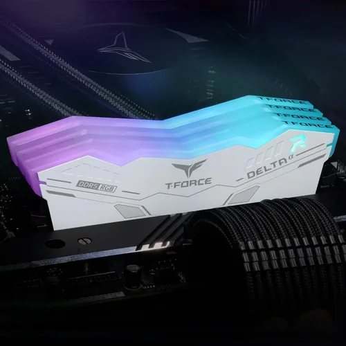 Vista 8 de TEAMGROUP T-Force Delta Alpha RGB DDR5 Ram 32GB Kit (2x16GB) 5600MHz (PC5-44800) CL40 Intel XMP 3.0 y AMD Expo Compatible Módulo de Memoria de Blanco