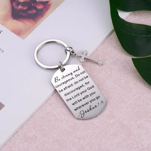 Vista 4 de Llavero con versículo de la Biblia, regalo de las Escrituras 19, regalo cristiano para hombres y mujeres, llavero de cruz, sé fuerte y valiente