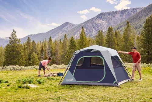 Vista 2 de Coleman 4/6/8/10 Person Instant Camping Tent with 1-Minute Setup, Large Family Tent with Pre-Attached Poles, Air Vent, & Carry Bag, Sets Up in About
