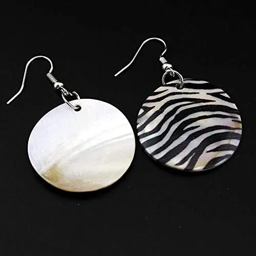 Vista 5 de POYAMUSE Juego de joyas de concha de rayas de cebra, collar y aretes redondos de rayas negras y blancas para mujer, joyería elegante