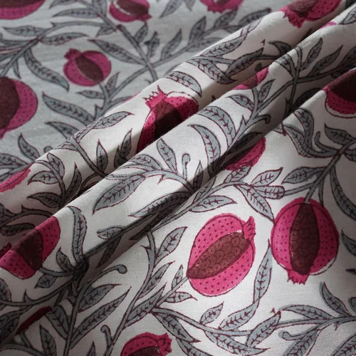 Vista 131 de Ridhi Mantel redondo estampado a mano color rosa flamenco 110 pulgadas 100%
