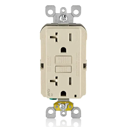 Vista 39 de Leviton SmartlockPro - Combinación GFCI de autocomprobación 15A con USB tipo A y tipo C en pared, cargador USB para teléfonos inteligentes y Blanco