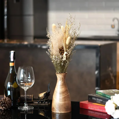 Vista 2 de AeraVida Florero delgado con forma de botella de árbol de mango con mancha marrón natural para flor, 8 pulgadas
