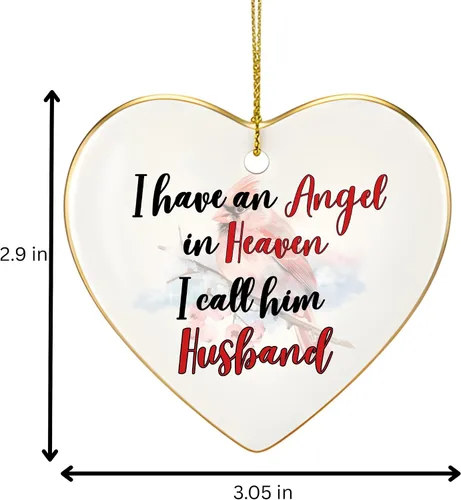 Vista 3 de Adorno de Navidad conmemorativo personalizado 2025 – Recuerdo de cerámica en forma de corazón – Tengo un ángel en el cielo lo llamo marido – Regalo